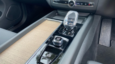 Volvo XC60 2.0 B5P Plus Dark 5dr AWD Geartronic Petrol Estate